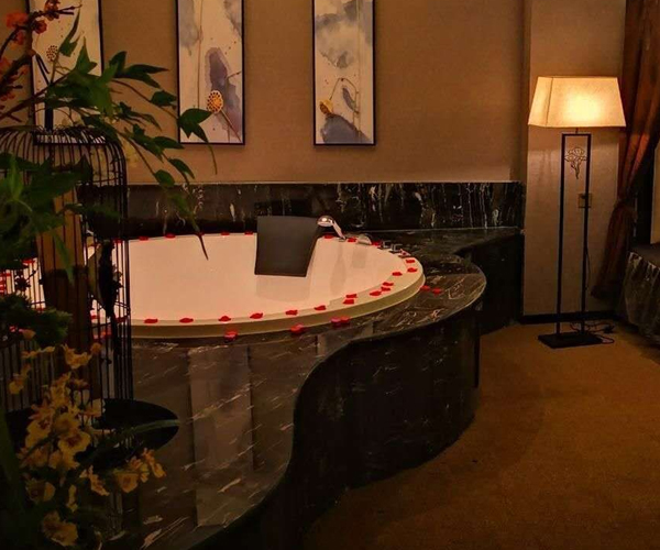 幕馨阁柔式养生spa馆